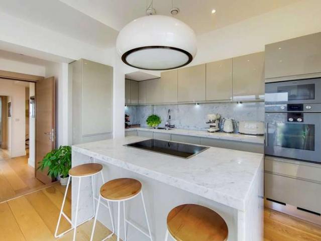 Flat for rent in Beckenham, Elmers End