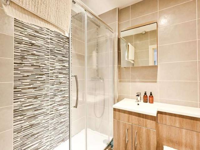 Flat for sale in Earl's Court, Earl's Court Flat for sale in Earl's Court, Earl's Court