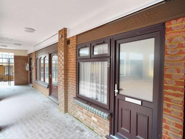 Flat for sale in Bentfield, Duton Hill