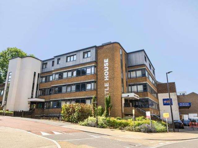Flat for sale in Daws Hill, Cressex