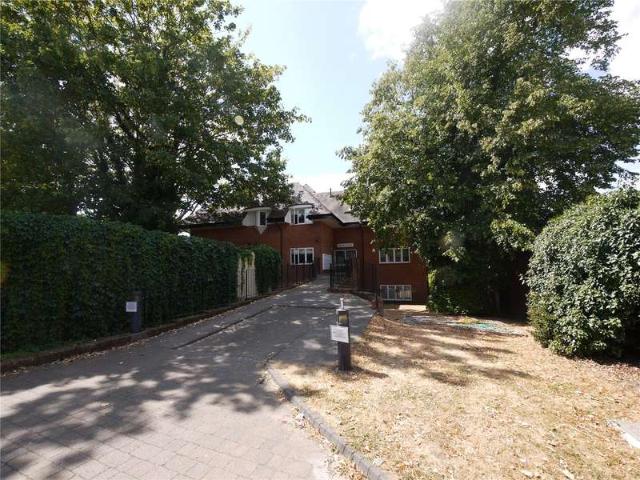 Flat for sale in Ongar, Epping
