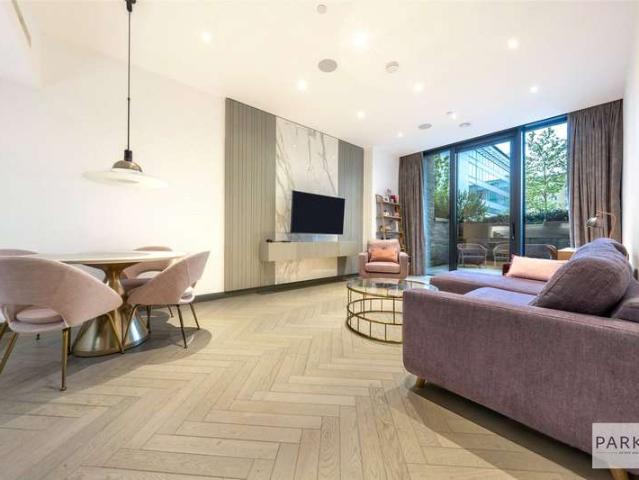 Flat for sale in St. John's Wood, Greater London
