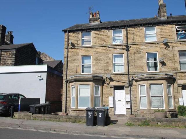 Flat for sale in Low Harrogate, Harrogate