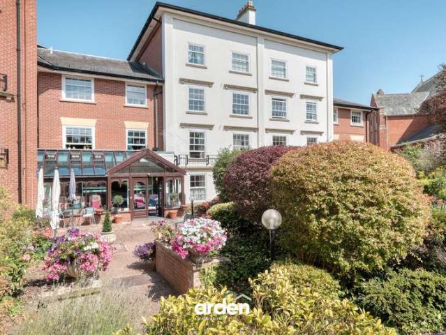 Flat for sale in Barbourne, Worcestershire