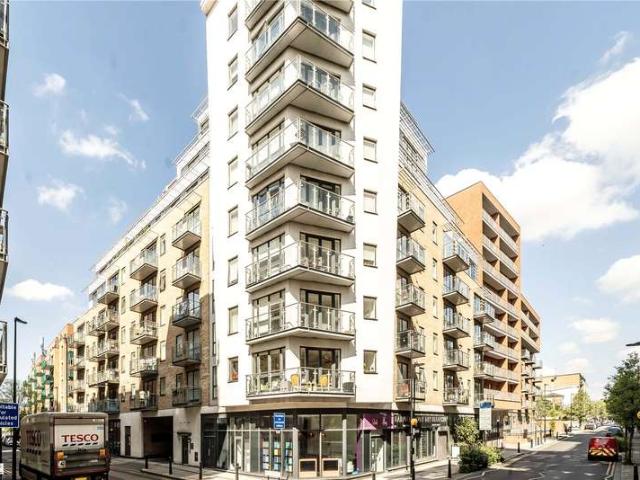 Flat for sale in Bromley-by-Bow, Poplar Grove