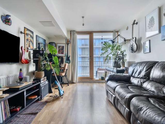 Flat for sale in City Centre, Feckenham