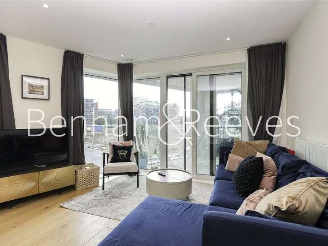 Flat for rent in Callis Yard, Greater London