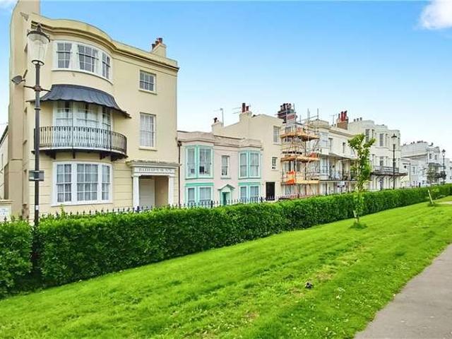 Flat for sale in Clapham, West Sussex