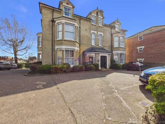 Flat for sale in Handford Place, Fordham Heath
