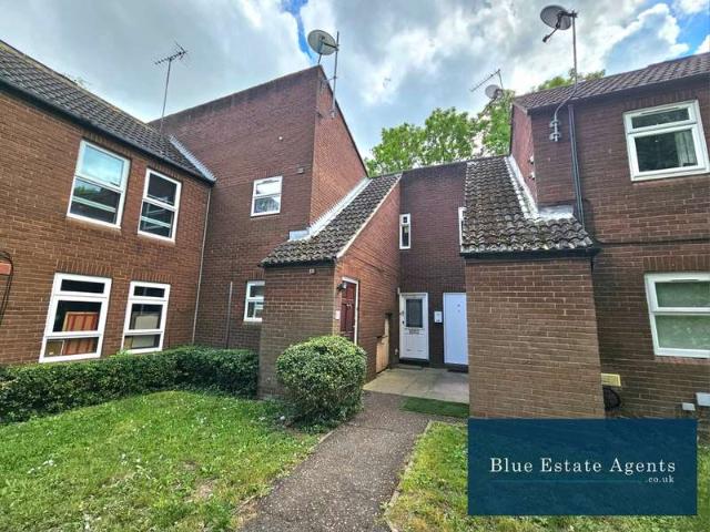 Flat for rent in Harmondsworth, Isle Of Man