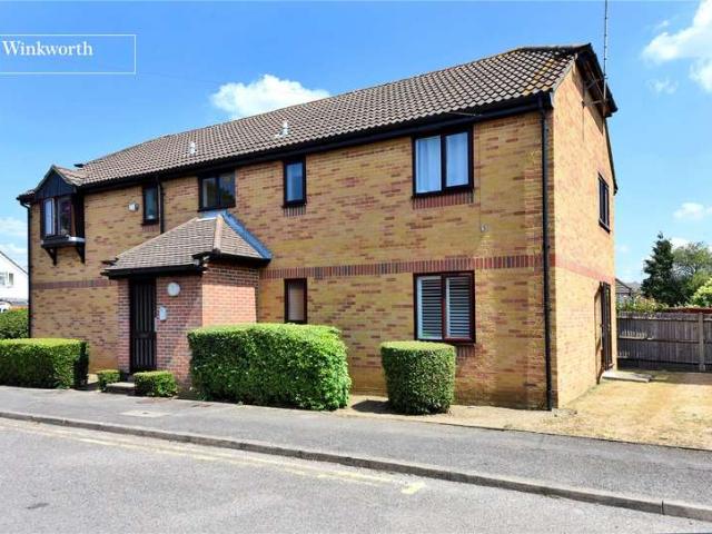 Flat for sale in Greater London