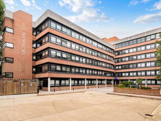 Flat for sale in Blackwell, Mid Sussex