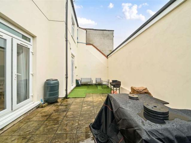 Flat for sale in London Borough of Merton, Greater London