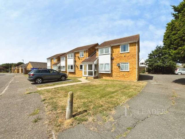 Flat for sale in Clacton-on-Sea, Tendring