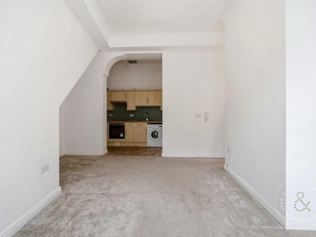 Apartment for rent in Pontypridd, Wales