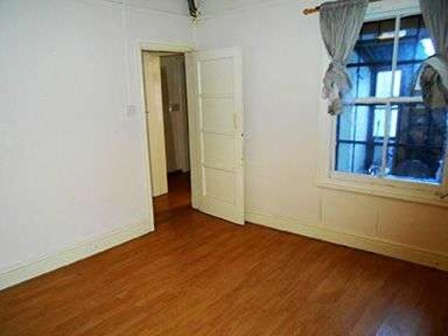Flat for rent in Bangor, Wales