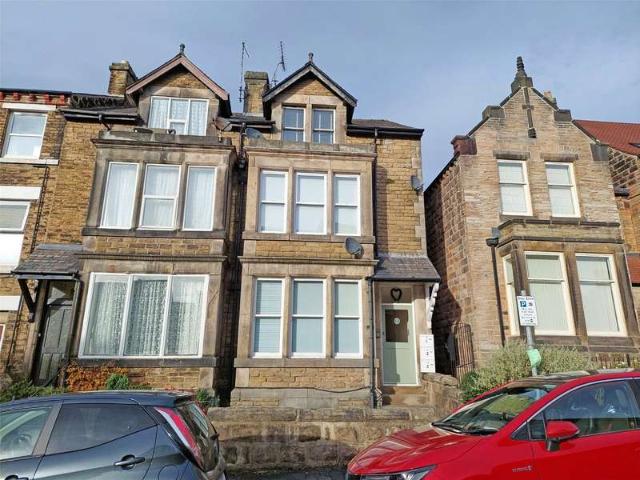 Flat for sale in Low Harrogate, Harrogate