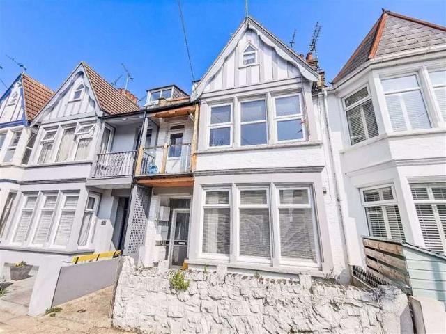 Flat for sale in Leigh-on-sea, Leigh-on-Sea