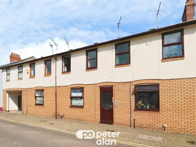 Flat for sale in Maindy, Cardiff
