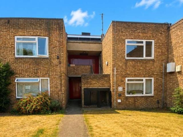 Flat for sale in Lower Halliford, Surrey