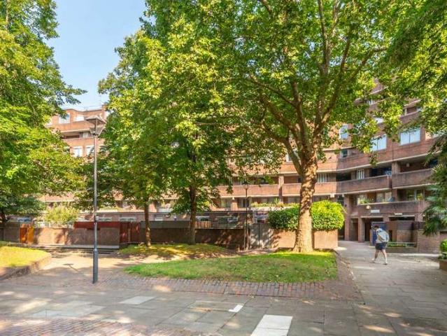Flat for rent in Westbourne Green, Maida Hill