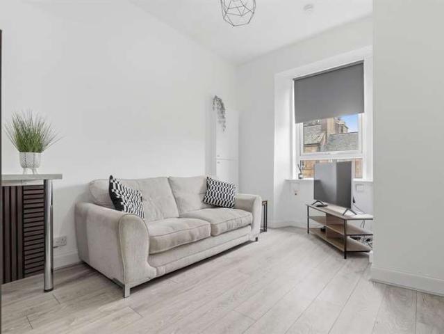 Flat for sale in Tynecastle, Gorgie