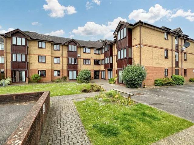 Flat for sale in Springbourne, Bournemouth