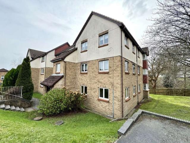 Flat for sale in Mount Wise