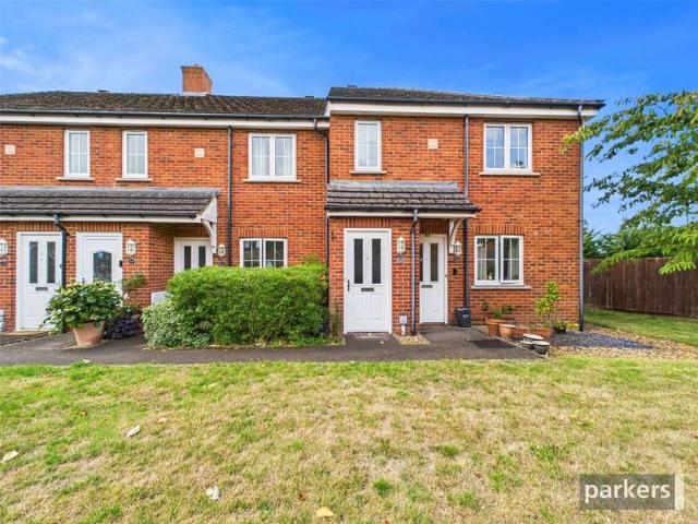 Flat for sale in Sindlesham, Winnersh