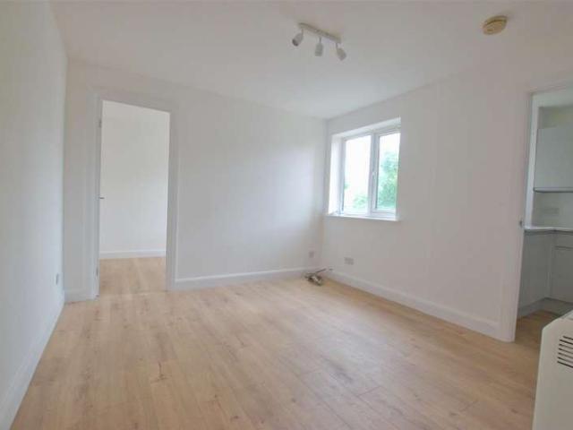 Flat for rent in Golders Green, Greater London