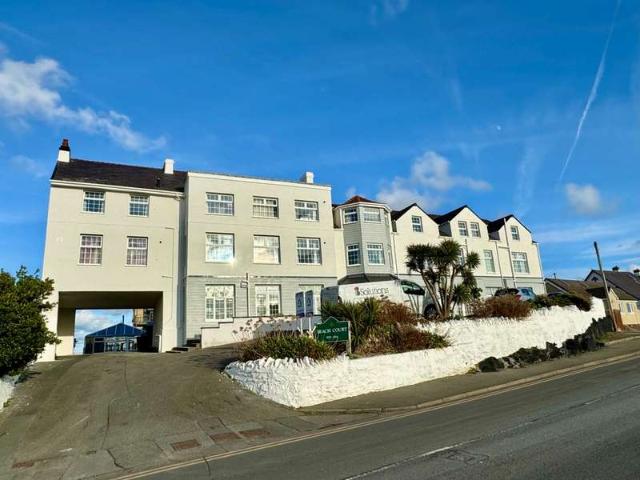 Flat for sale in Trearddur, Wales