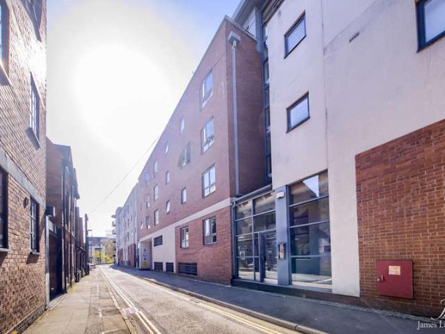 Flat for sale in Ladywood, West Midlands