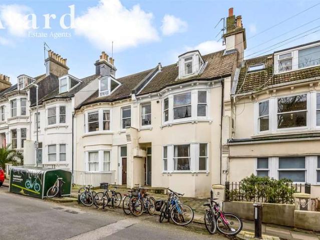 Flat for sale in Round Hill, Brighton & Hove