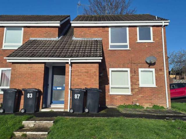 Flat for sale in Brierley Hill, West Midlands