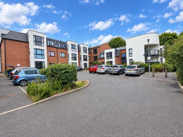 Flat for sale in St Michaels, Livermead
