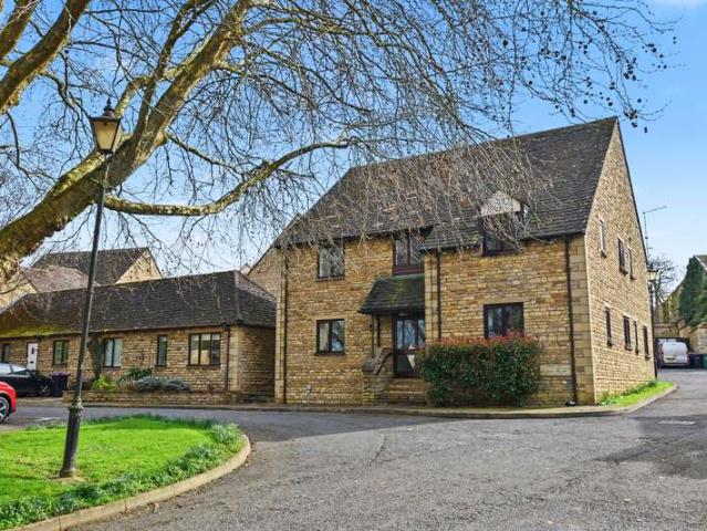 Flat for sale in Baron St Martin, Barholm