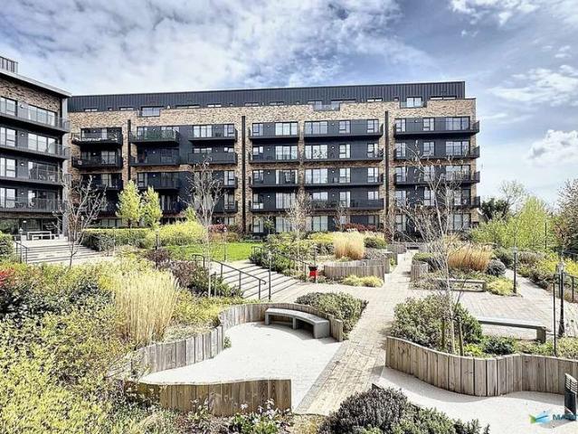 Flat for rent in Repton Manor, Bridgefield