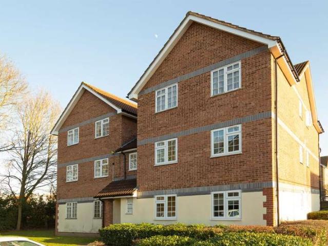 Flat for sale in Colindale, Greater London