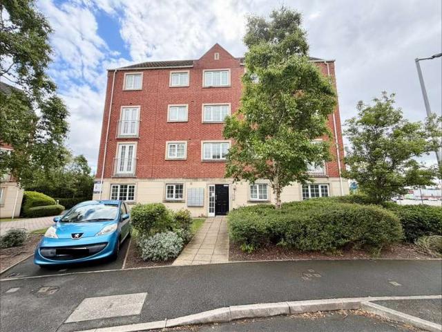 Flat for sale in Pear Tree Lane - Industrial Estate, Quarry Bank