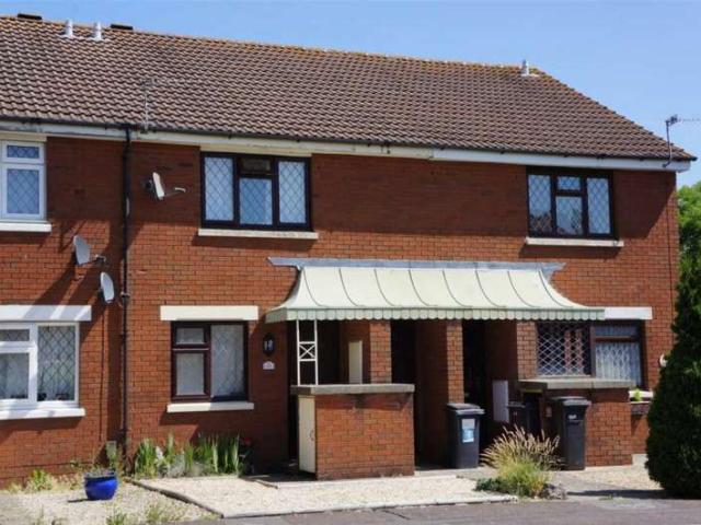 Flat for rent in Throop, Bournemouth