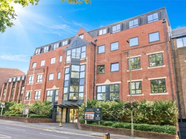Flat for sale in Camberley, Surrey Heath