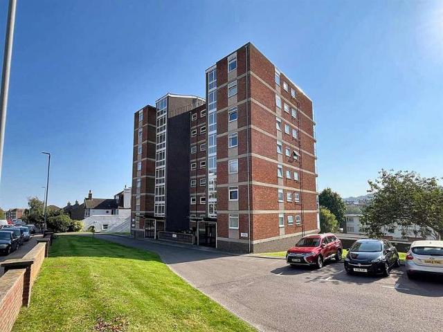 Flat for sale in Upperton, Eastbourne