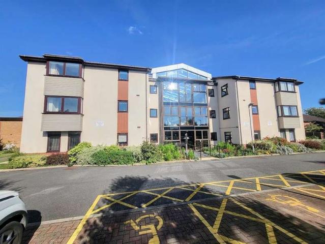 Flat for sale in Green Park, Milton Keynes