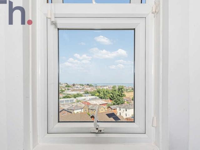 Flat for sale in Elmfield, Ryde