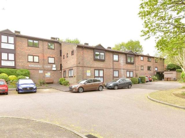 Flat for sale in Upper Luton, Chatham