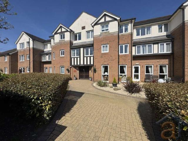 Flat for sale in High Park, Southport