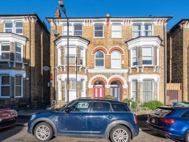 Flat for sale in East Dulwich, East Dulwich