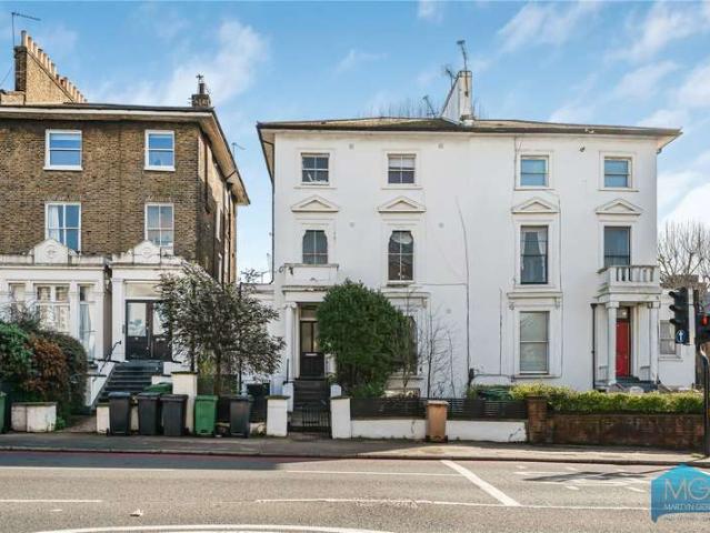 Flat for sale in Tufnell Park, Greater London