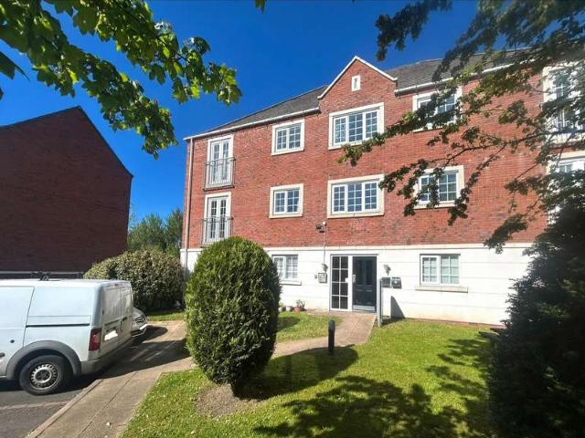 Flat for sale in Shaver's End, West Midlands