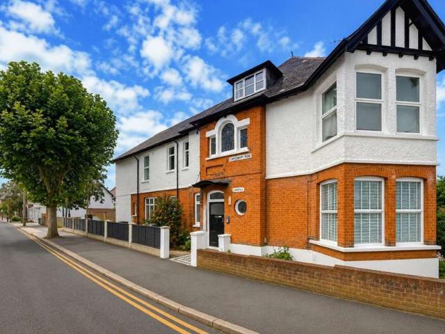 Flat for sale in Milton, Southend-on-Sea